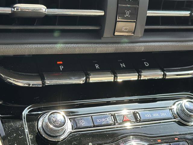 Certified 2022 Lincoln Corsair AWD w/ Premium Package image 21