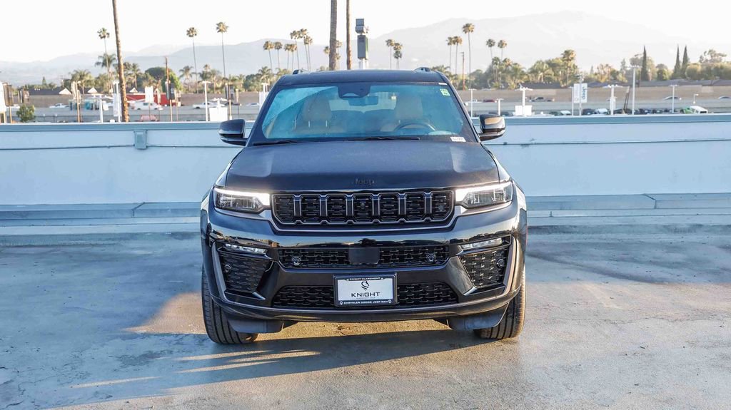New 2026 Jeep Grand Cherokee L Summit AWD/4WD image 3