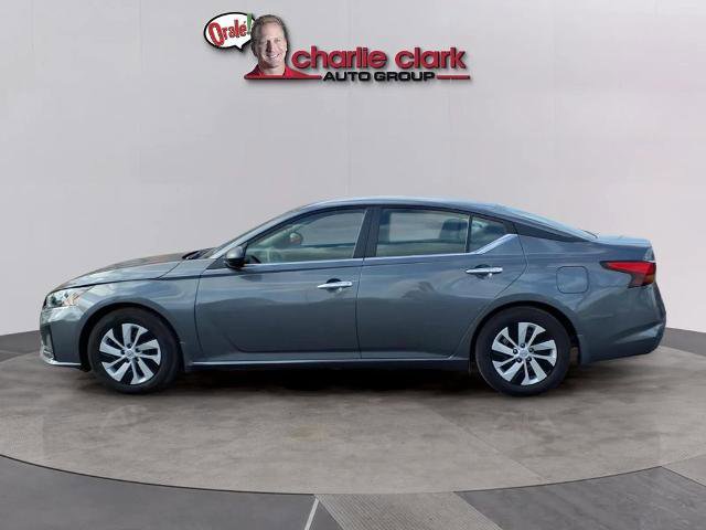 Certified 2025 Nissan Altima 2.5 S FWD image 2