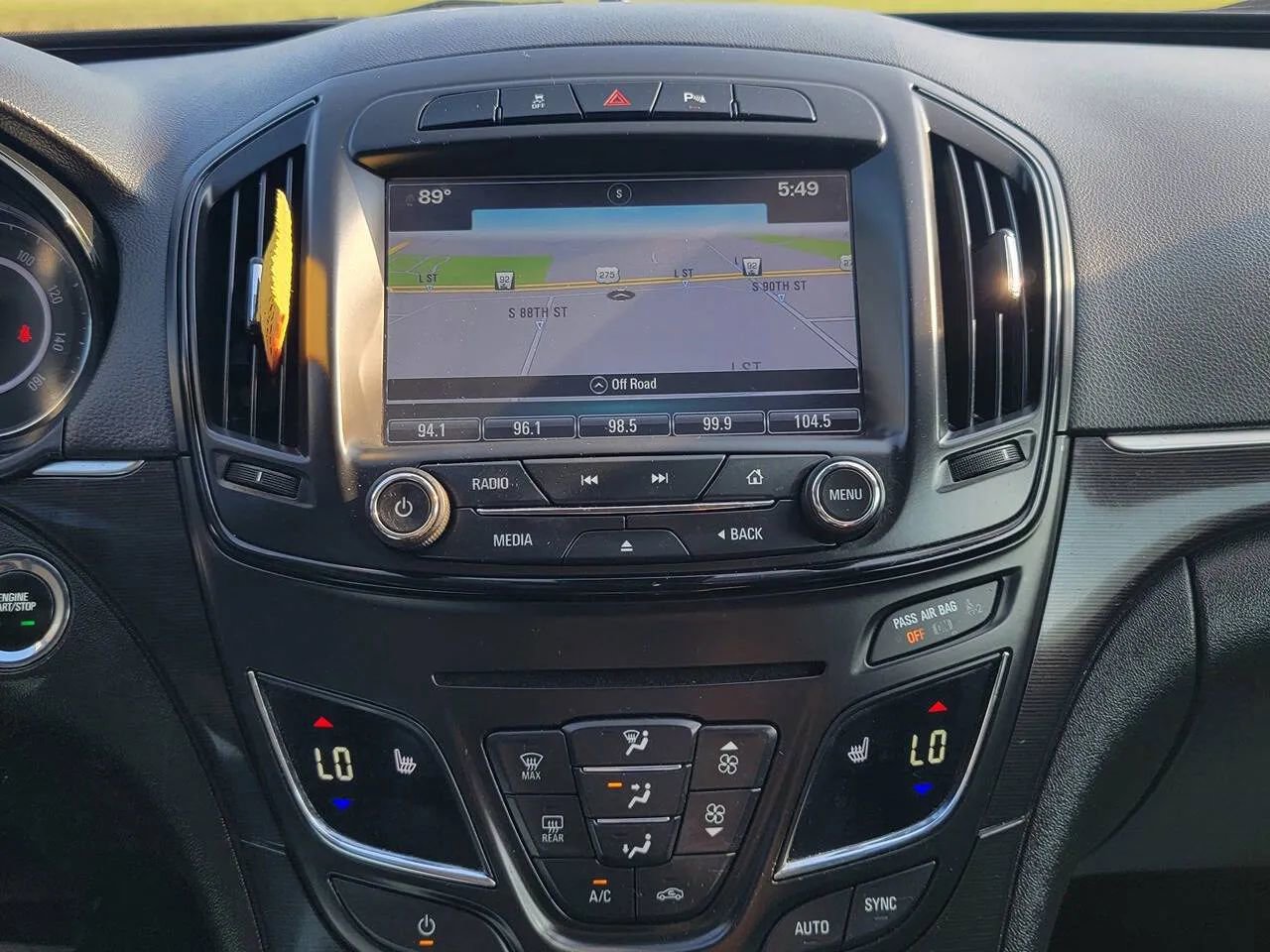 Used 2016 Buick Regal Premium image 15