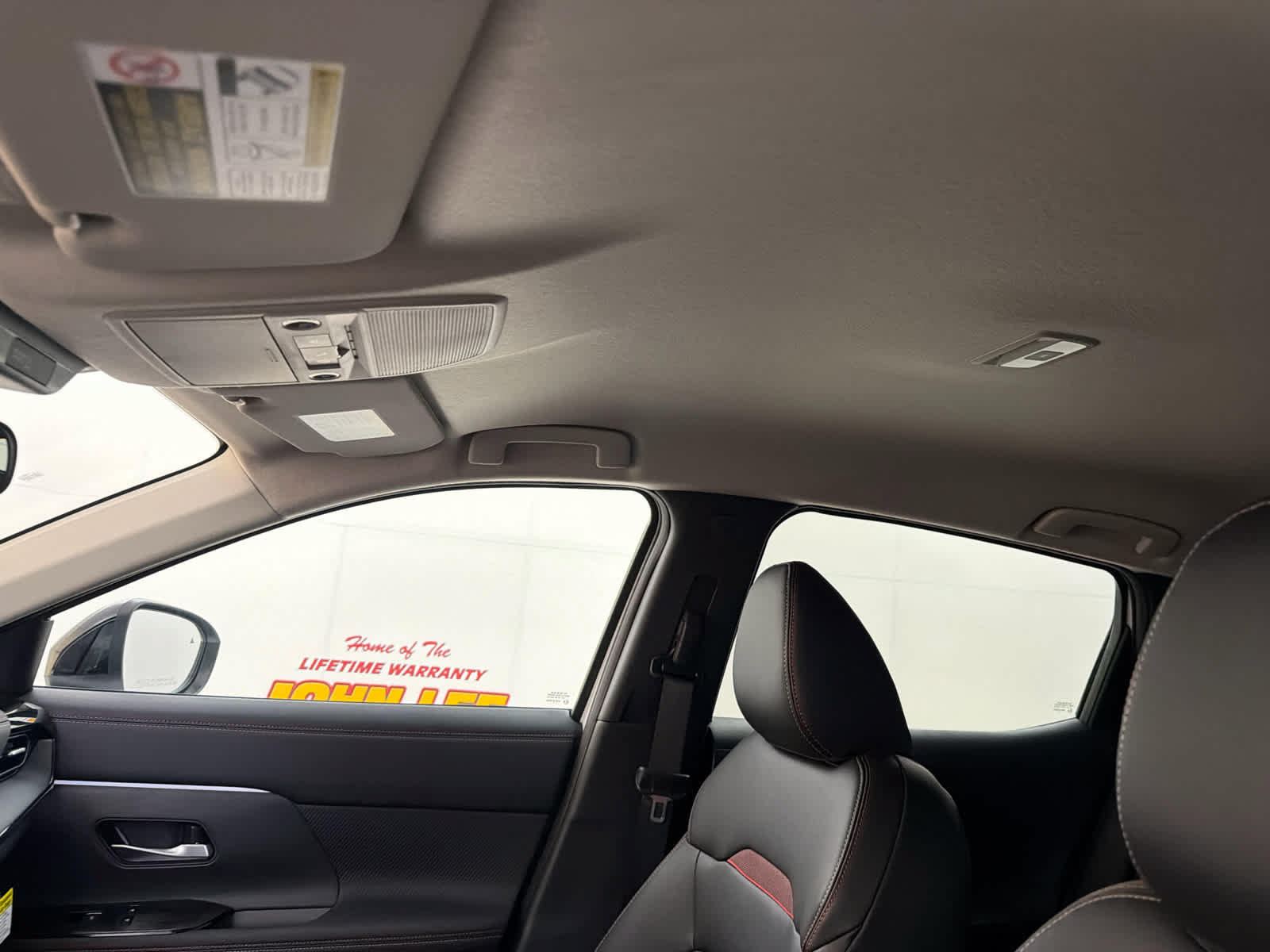 New 2026 Nissan Kicks SR FWD image 15