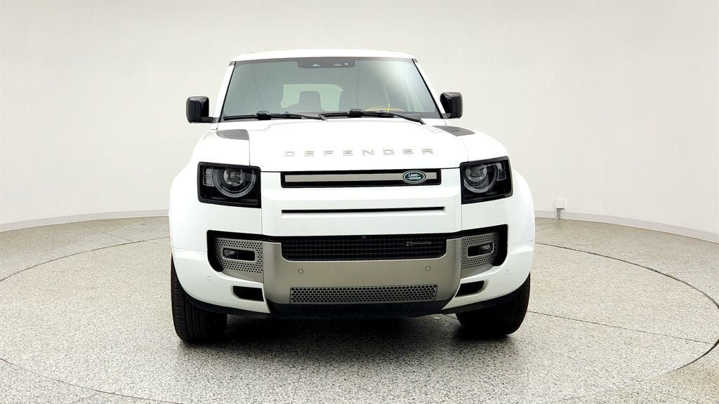 Used 2023 Land Rover Defender 110 X-Dynamic SE AWD/4WD image 2