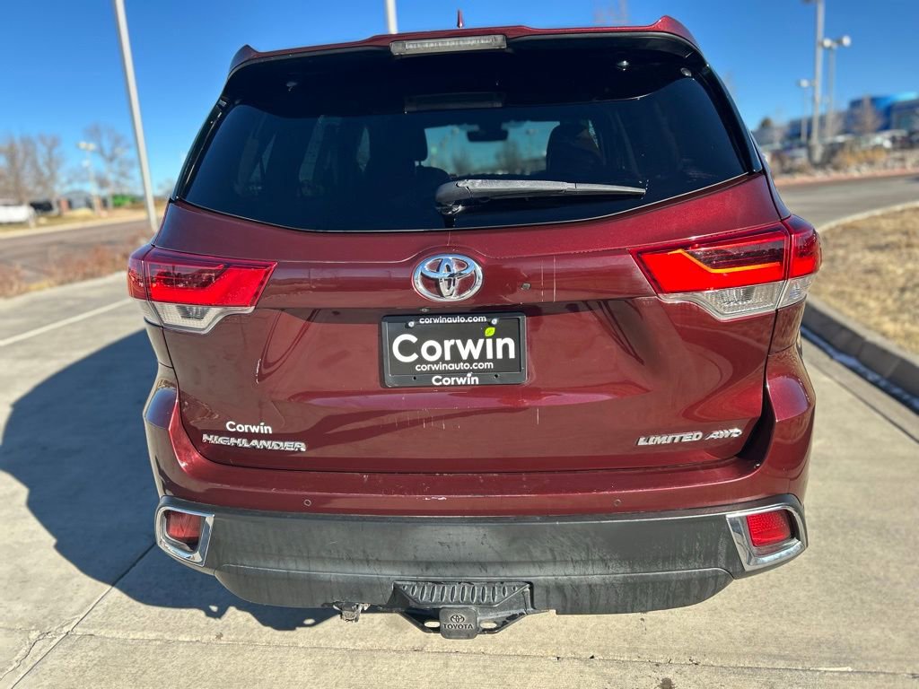 Used 2017 Toyota Highlander Limited image 7