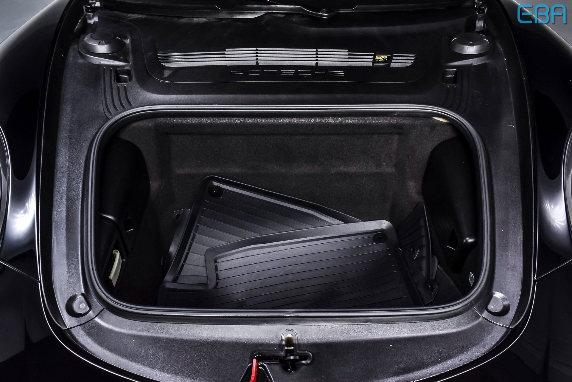 Used 2018 Porsche 911 Carrera S image 11