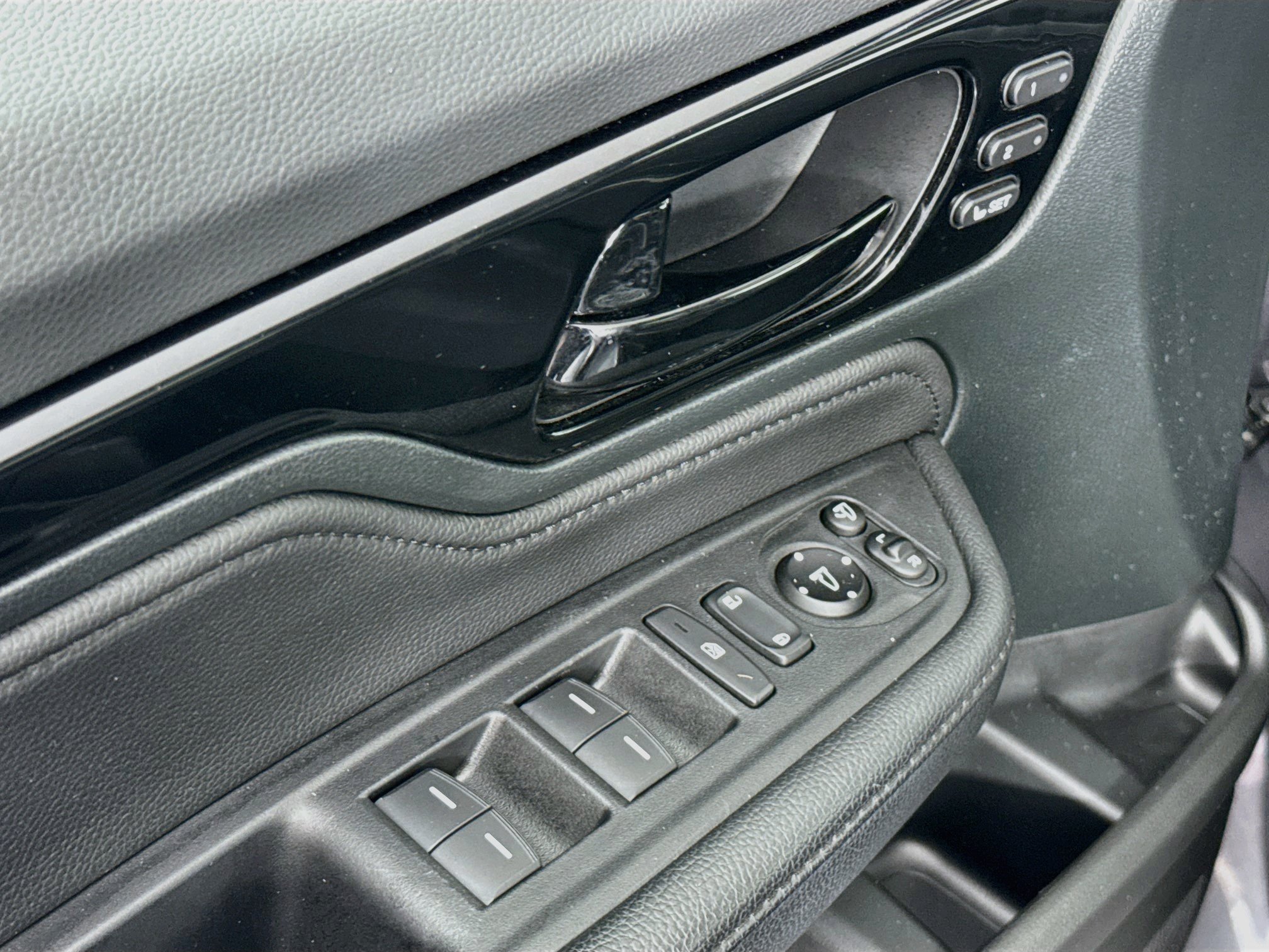 Certified 2023 Honda Odyssey Elite image 18