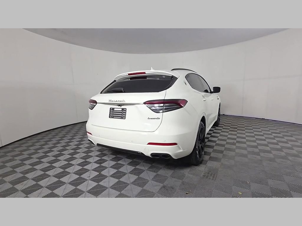Used 2022 Maserati Levante GT image 38