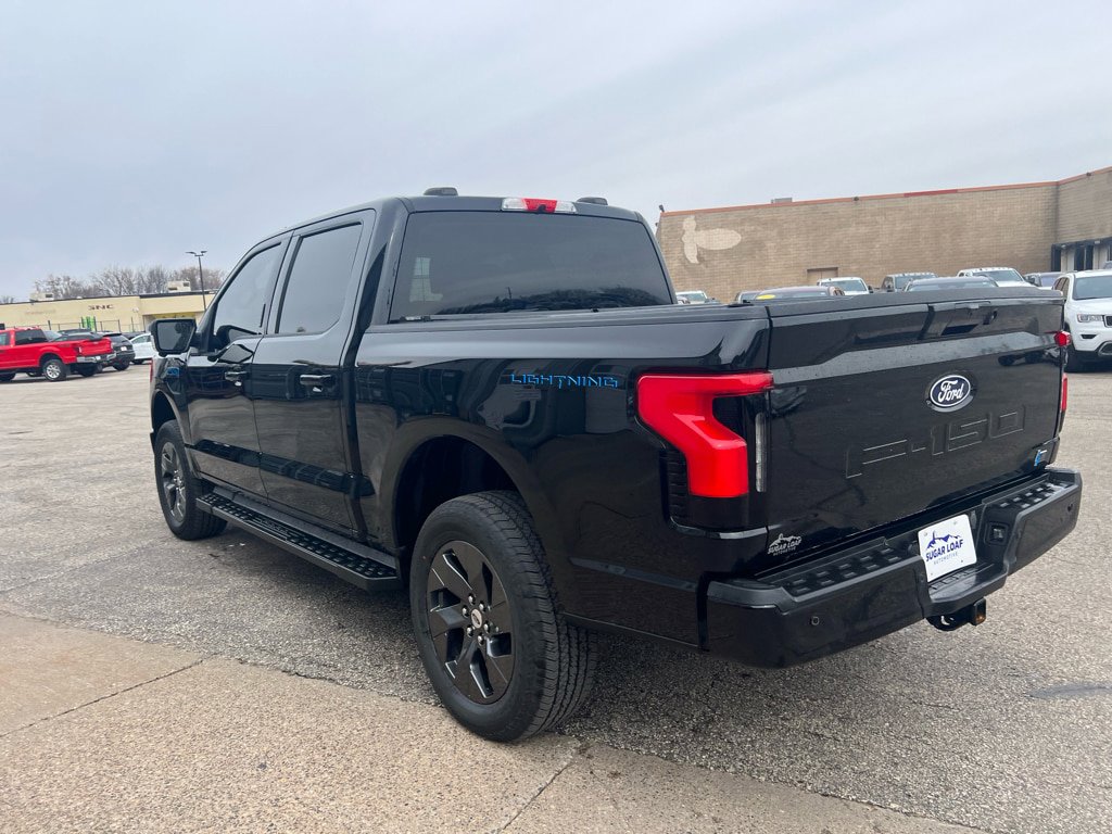 Used 2024 Ford F150 Lightning Flash AWD/4WD image 6
