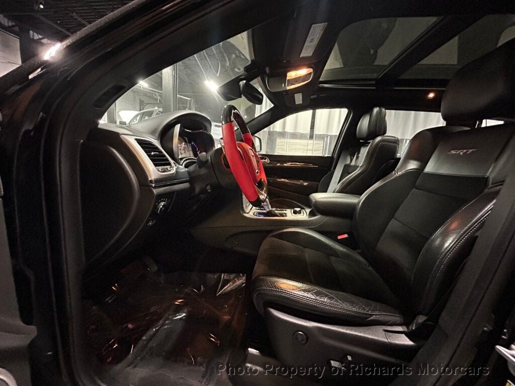 Used 2018 Jeep Grand Cherokee SRT AWD/4WD image 14