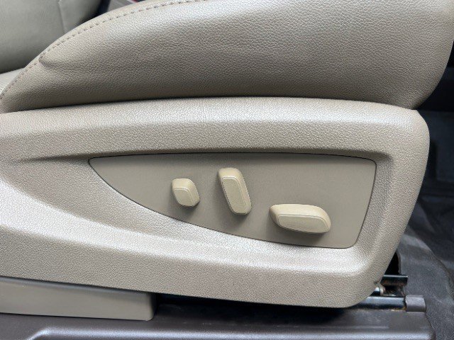 Used 2017 GMC Sierra 1500 SLT w/ Texas SLT Premium Package AWD/4WD image 25