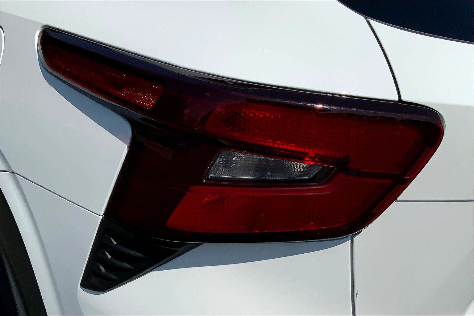 Used 2025 Chevrolet Trax LS image 27