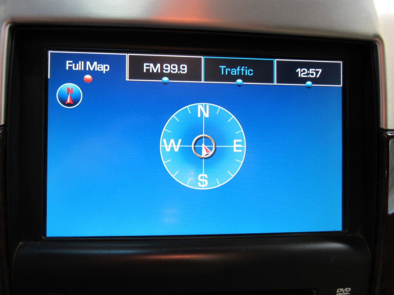 Used 2010 Cadillac Escalade Luxury AWD/4WD image 23