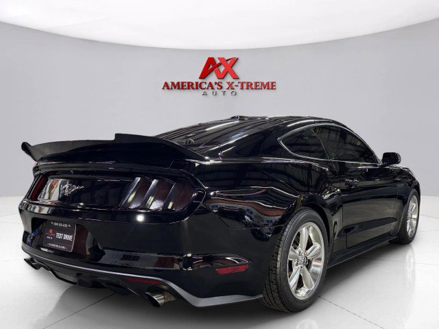 Used 2016 Ford Mustang Premium image 6