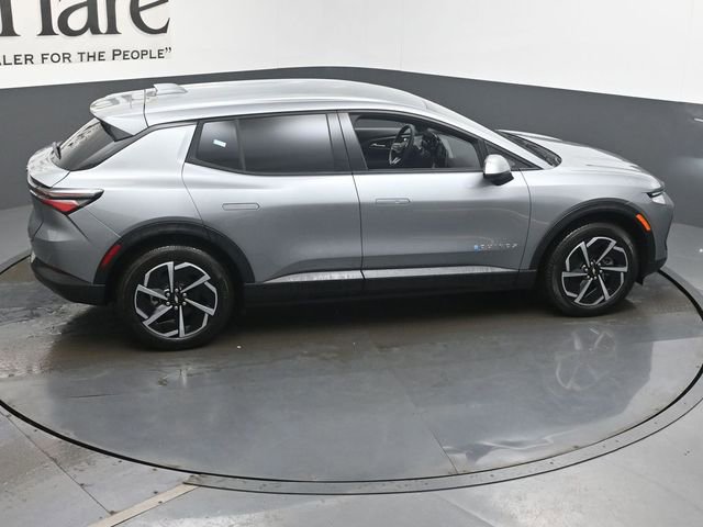 New 2026 Chevrolet Equinox EV LT FWD image 17
