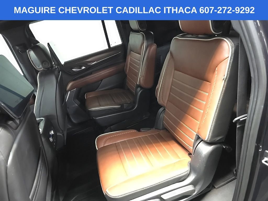 Used 2023 GMC Yukon XL Denali Ultimate AWD/4WD image 33