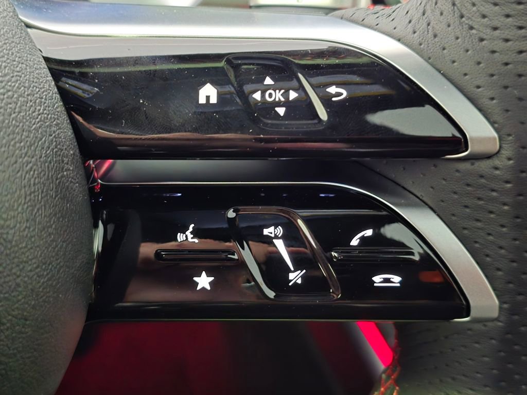 New 2026 Mercedes-Benz GLB 250 4MATIC image 19