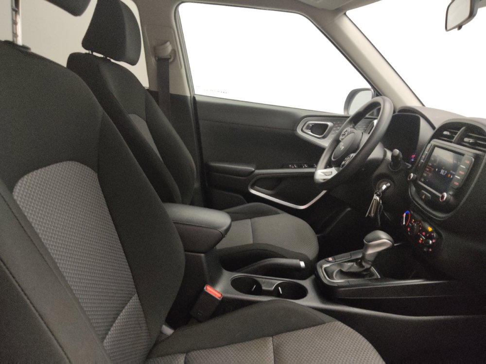 Used 2022 Kia Soul LX FWD image 21