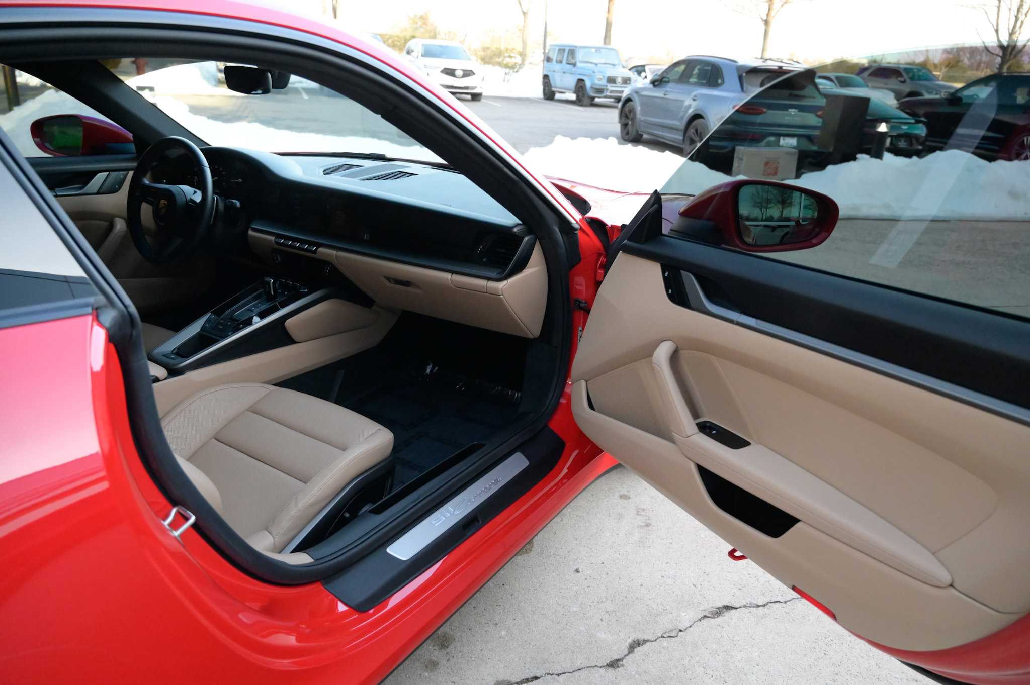 Used 2022 Porsche 911 Carrera image 38