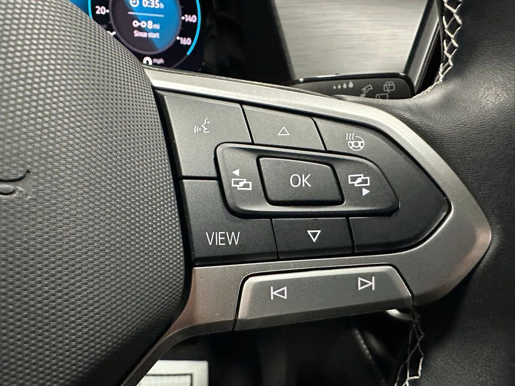 Used 2025 Volkswagen Atlas Cross Sport SE image 20