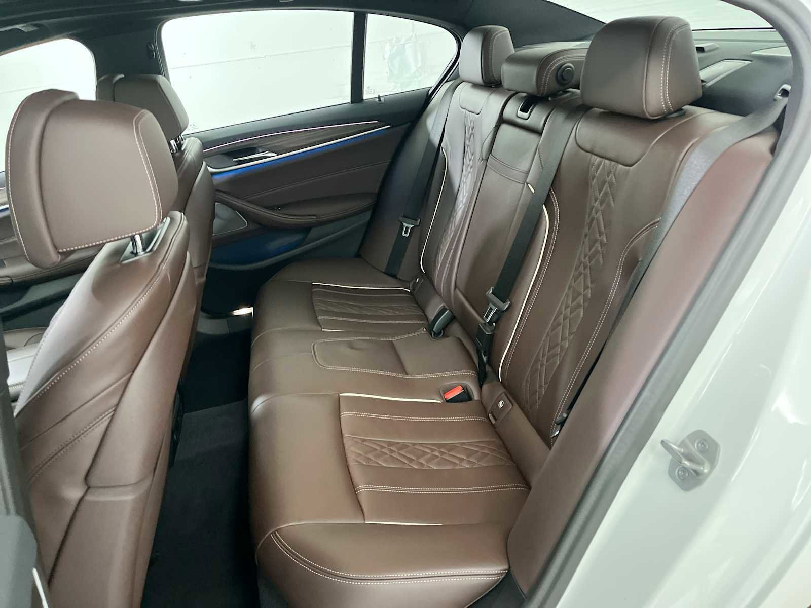 Used 2023 BMW 530e xDrive w/ Premium Package AWD/4WD image 31