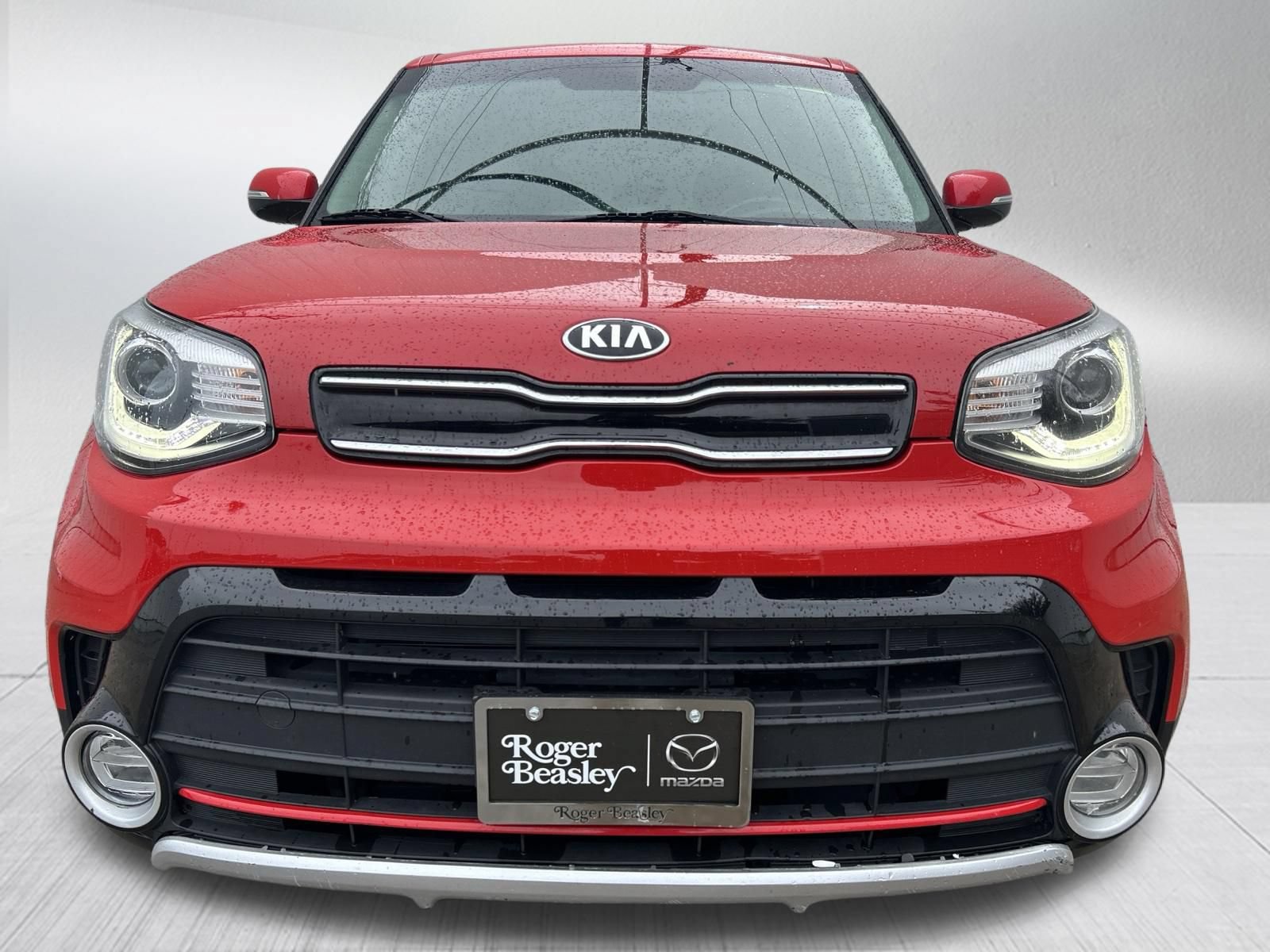Used 2017 Kia Soul ! w/ Tech Package FWD image 2