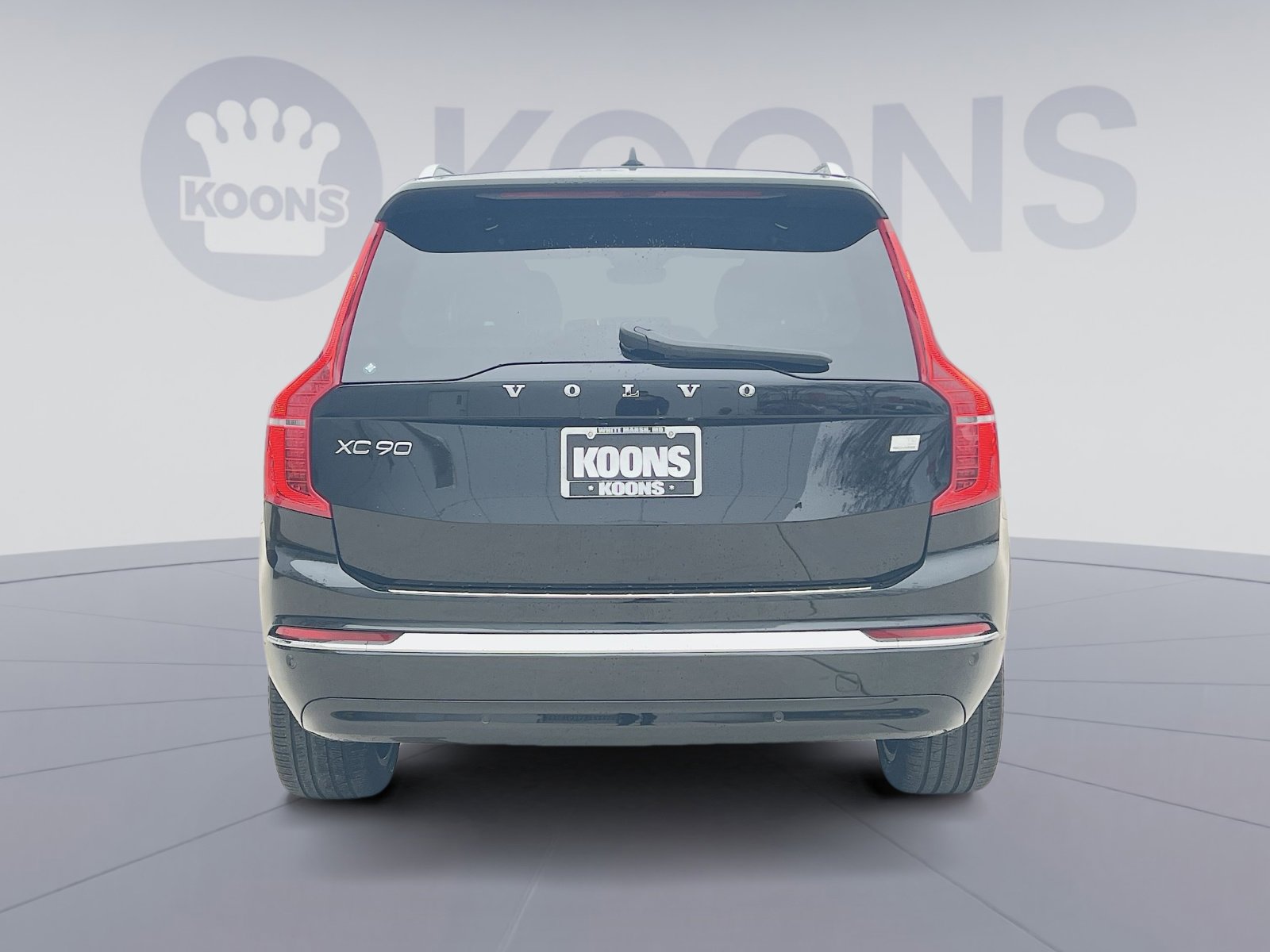 Certified 2023 Volvo XC90 T8 Ultimate w/ Protection Package Premier image 5