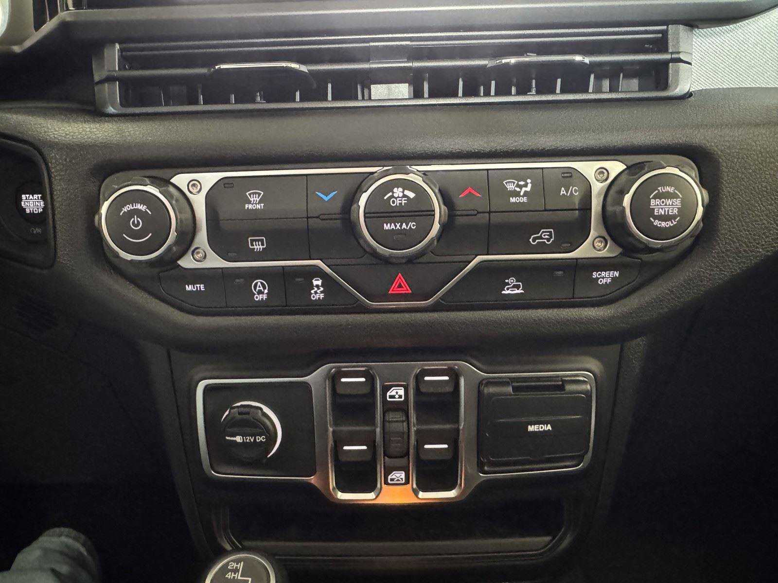 New 2026 Jeep Wrangler Unlimited Sport AWD/4WD image 15