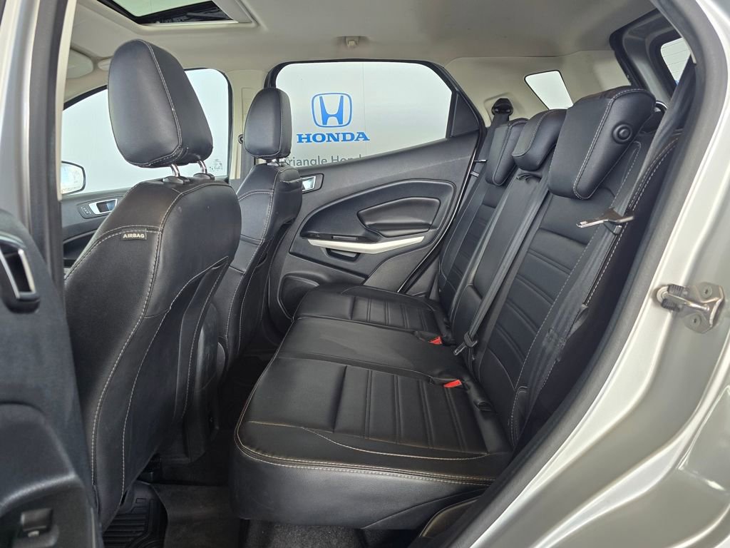 Used 2022 Ford EcoSport Titanium image 12