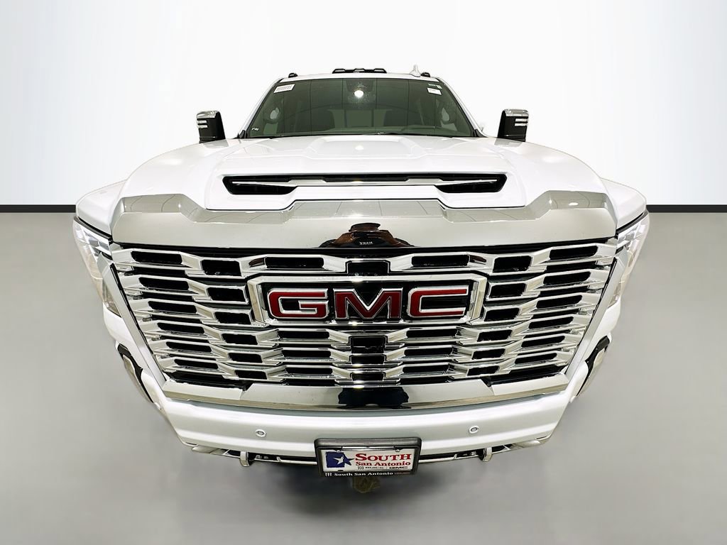 New 2026 GMC Sierra 2500 Denali w/ Denali Reserve Package AWD/4WD image 2