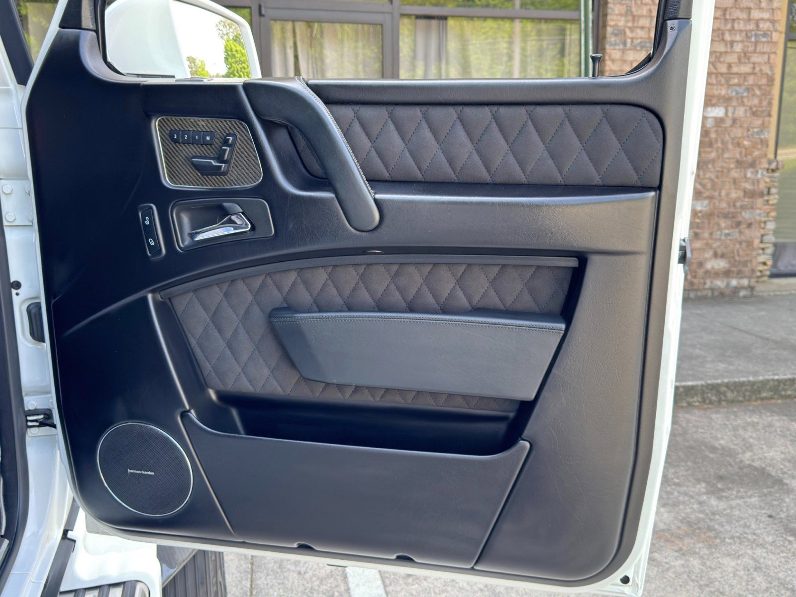Used 2018 Mercedes-Benz G 550 Squared image 46