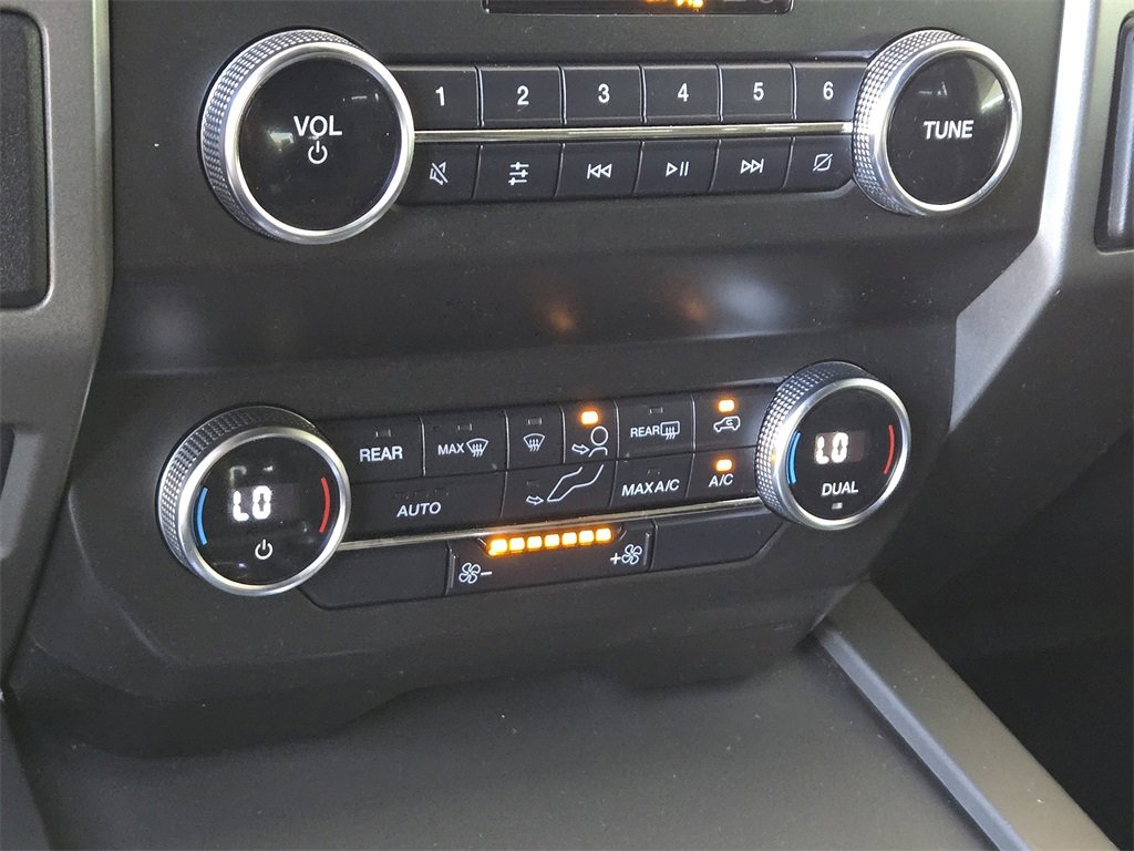 Used 2020 Ford Expedition XLT w/ Black Accent Package image 20