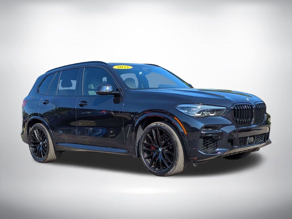 Used 2022 BMW X5 xDrive40i w/ M Sport Package AWD/4WD image 2