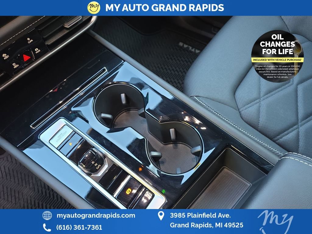 Used 2024 Volkswagen Atlas Cross Sport SE image 24