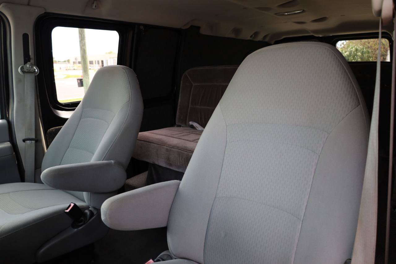 Used 2008 Ford E-350 and Econoline 350 Super Duty RWD image 5