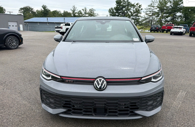 Used 2025 Volkswagen GTI SE FWD image 2