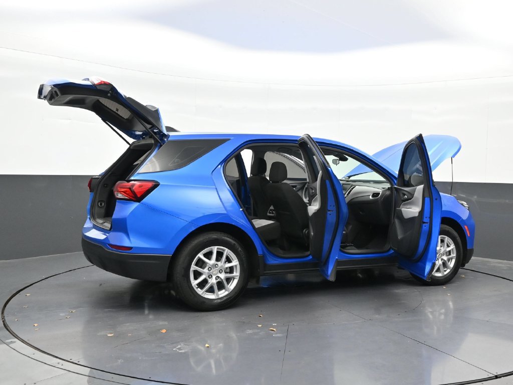 Used 2024 Chevrolet Equinox LS FWD image 33