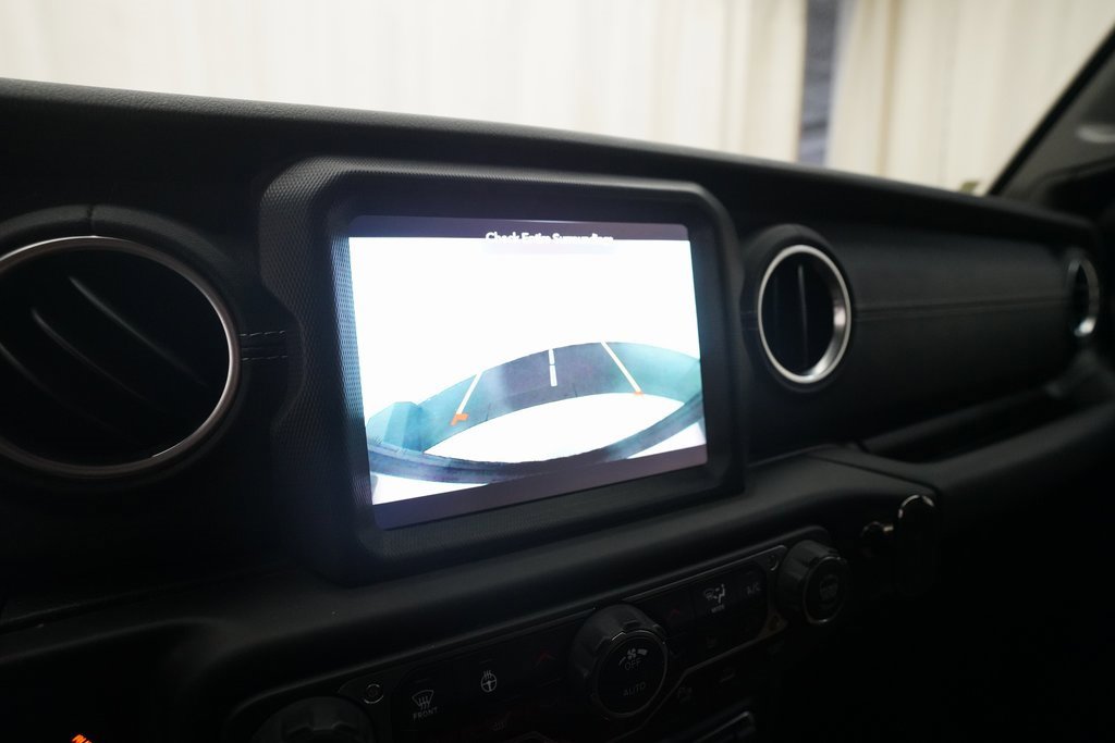 Used 2021 Jeep Wrangler Unlimited Sahara image 19