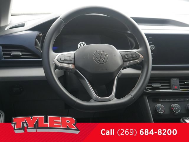 Used 2022 Volkswagen Taos SE image 44