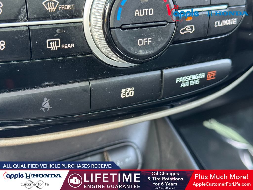 Used 2016 Kia Soul + w/ Primo Package FWD image 25