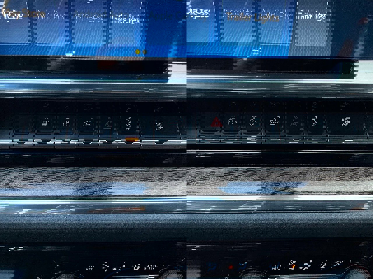 Used 2025 Chevrolet Silverado 1500 LT image 27