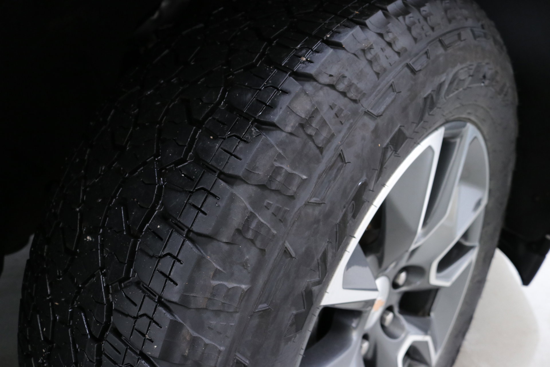 Used 2024 Chevrolet Silverado 1500 LT w/ All Star Edition Plus image 31