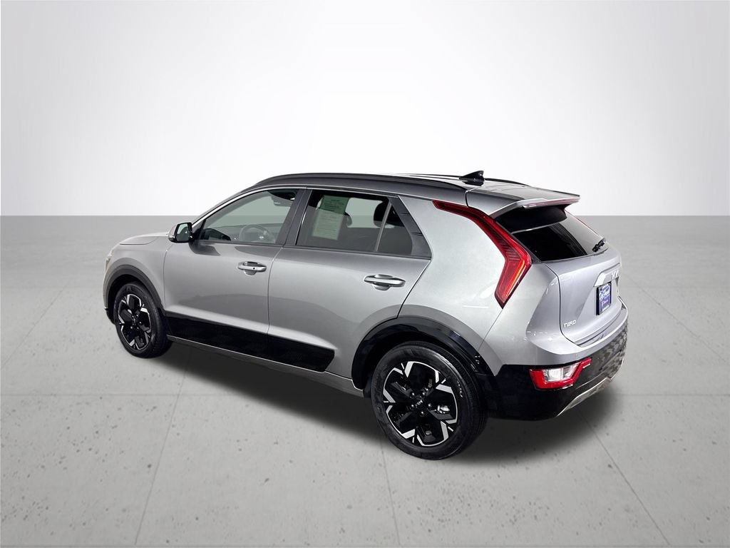 Used 2023 Kia Niro Wind w/ Wind Preserve Package FWD image 8