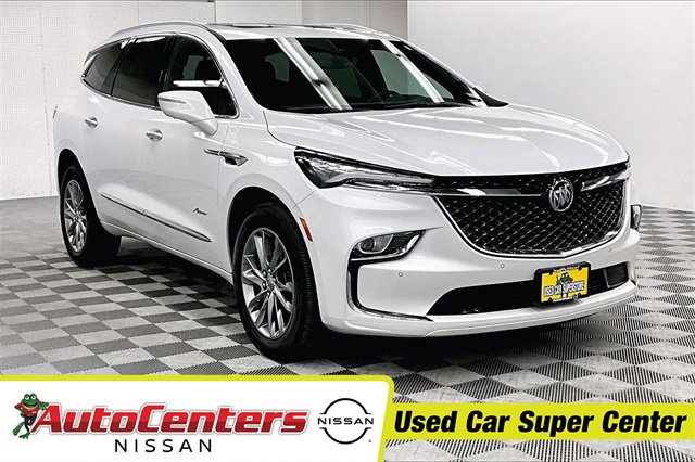 Used 2024 Buick Enclave Avenir image 1