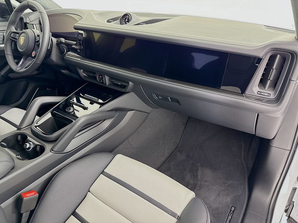 New 2026 Porsche Cayenne Turbo GT AWD/4WD image 33