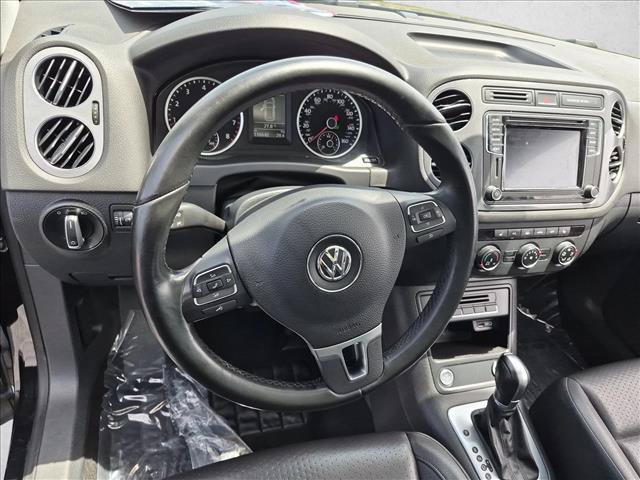Used 2017 Volkswagen Tiguan Wolfsburg Edition FWD image 11