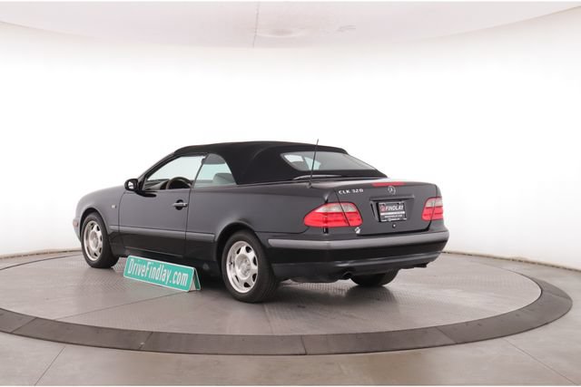 Used 1999 Mercedes-Benz CLK 320 Cabriolet image 9