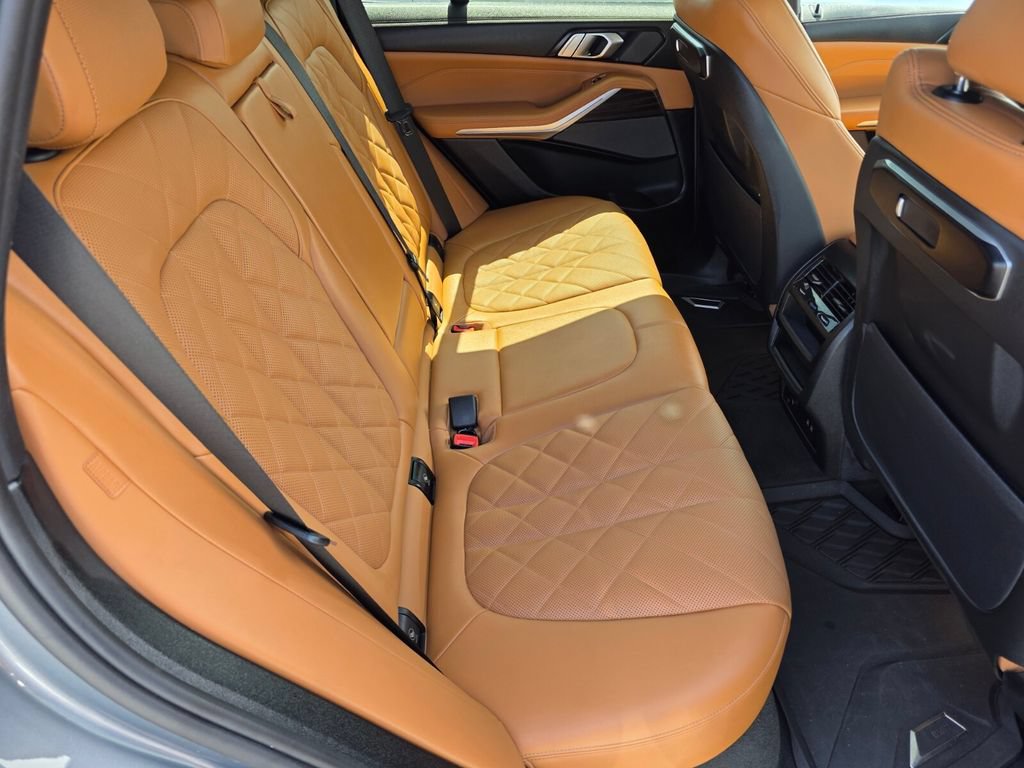 Certified 2025 BMW X5 sDrive40i w/ M Sport Package RWD image 25