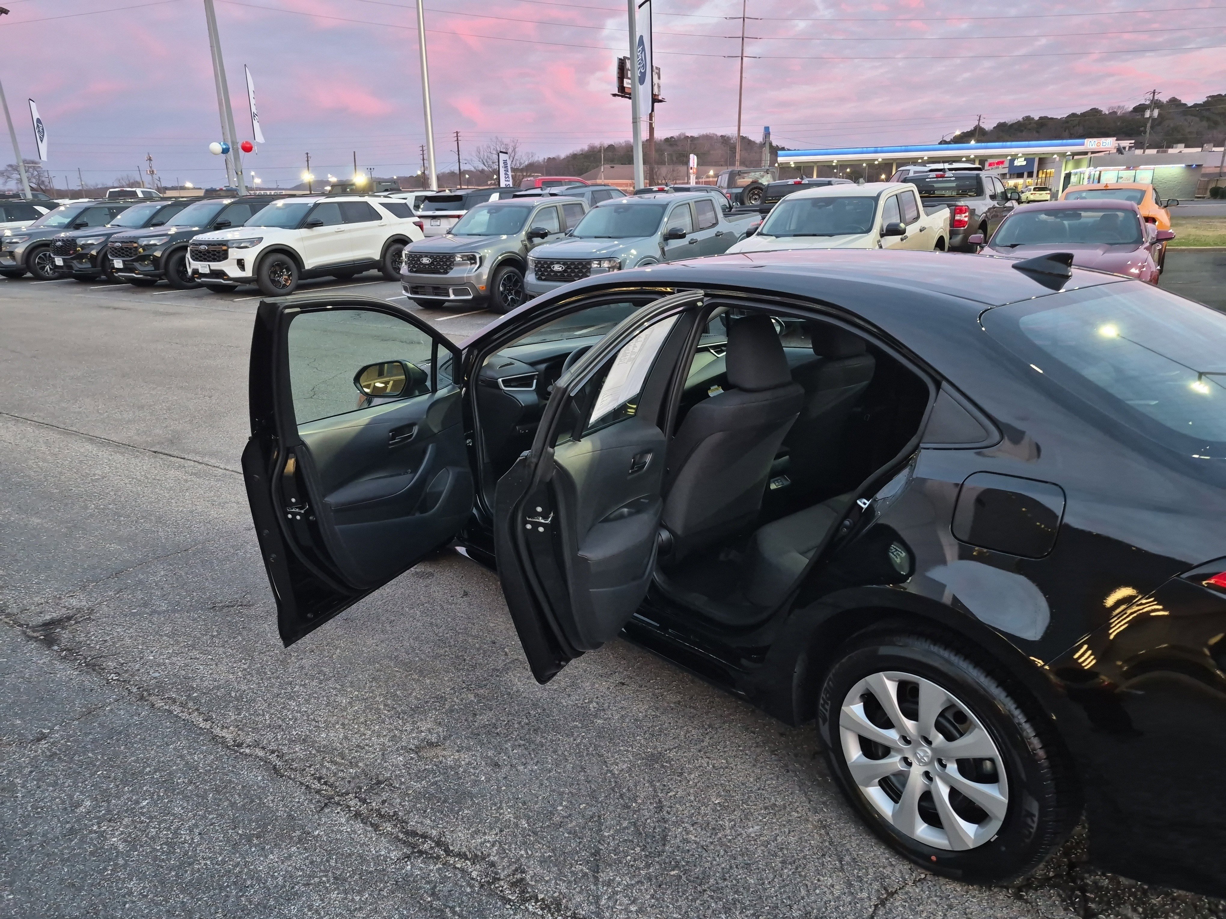 Used 2026 Toyota Corolla LE image 12
