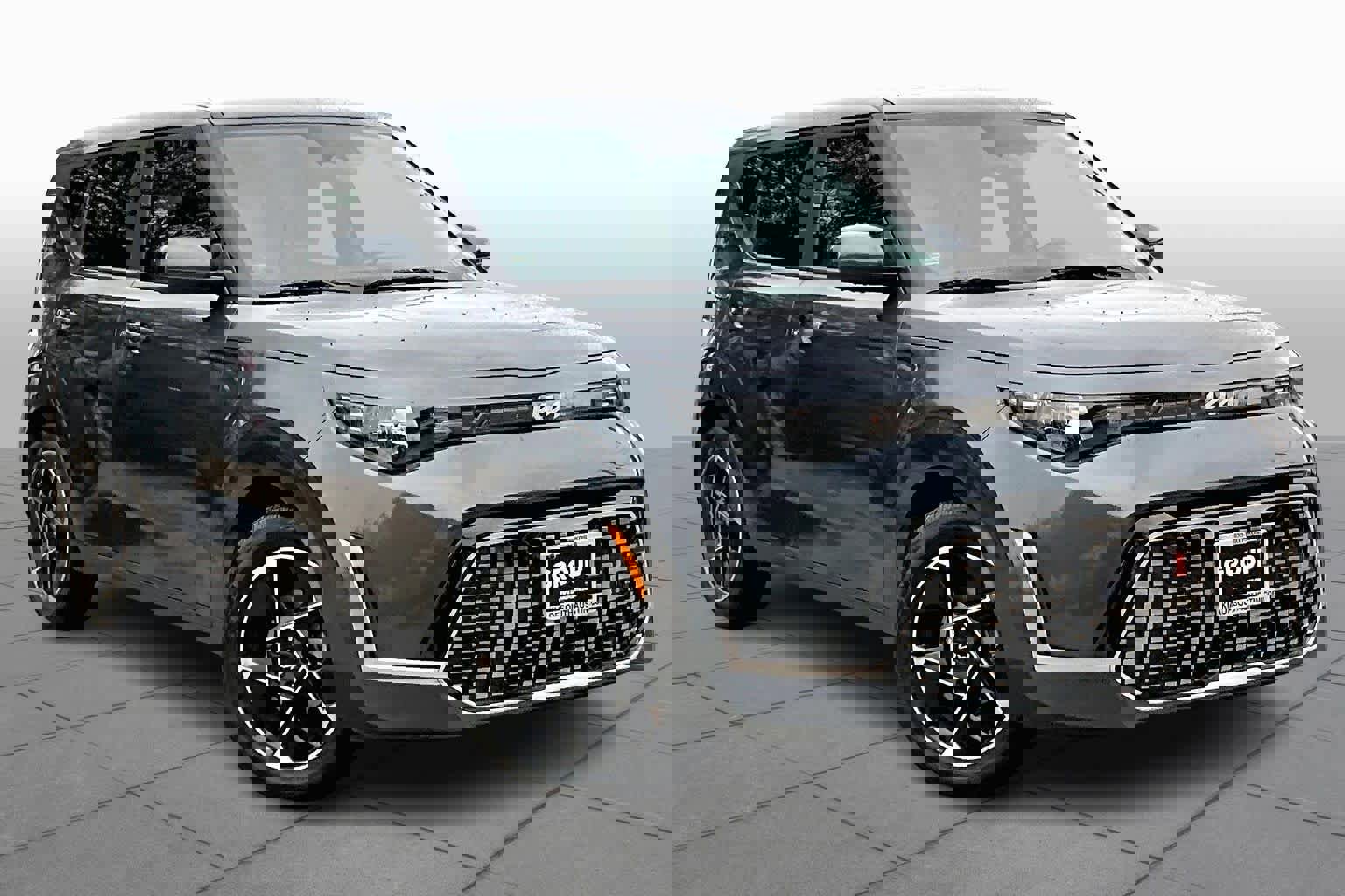 Certified 2024 Kia Soul EX image 2