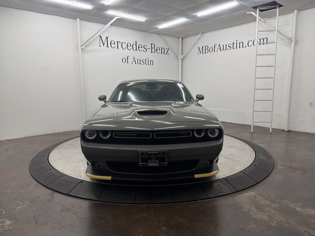 Used 2023 Dodge Challenger R/T w/ Plus Package image 2