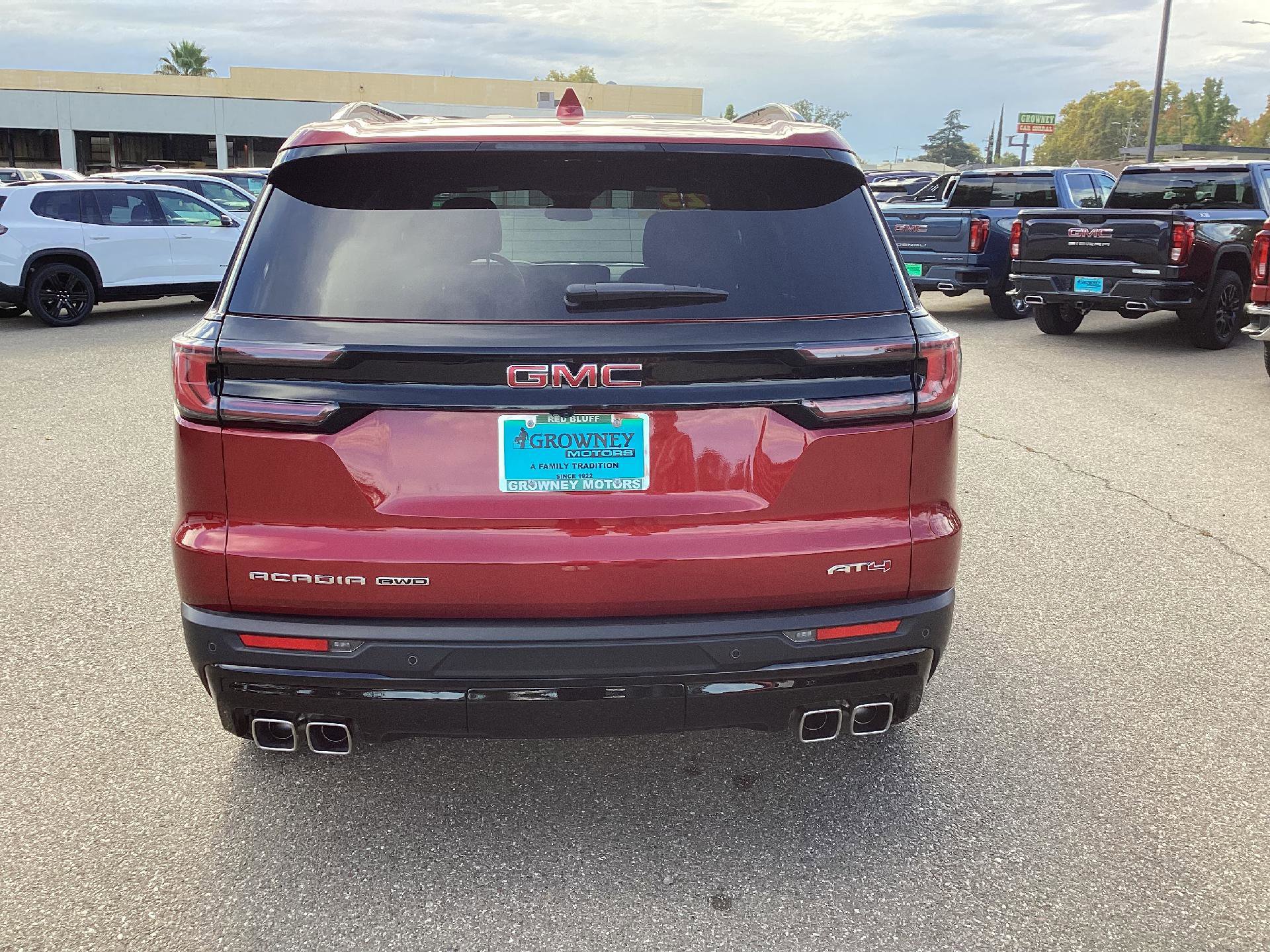 New 2025 GMC Acadia AT4 image 4